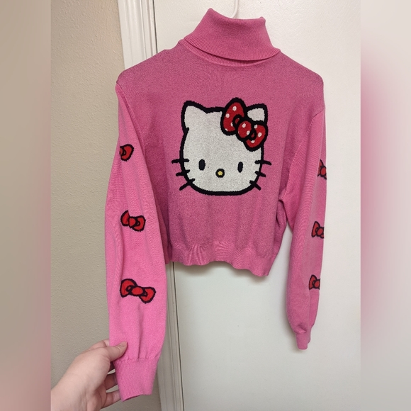 Hello Kitty Sanrio Crop Sweater - Picture 1 of 3